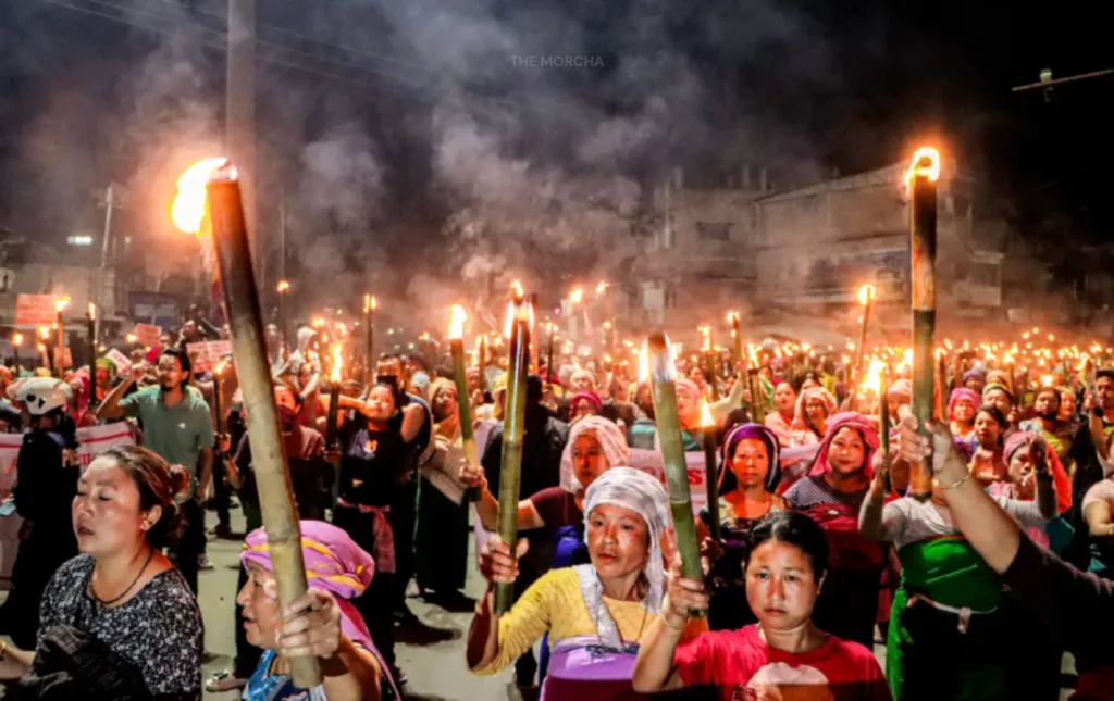 Manipur Bomb Blast Sparks Massive Protests and Tension (photo 4)