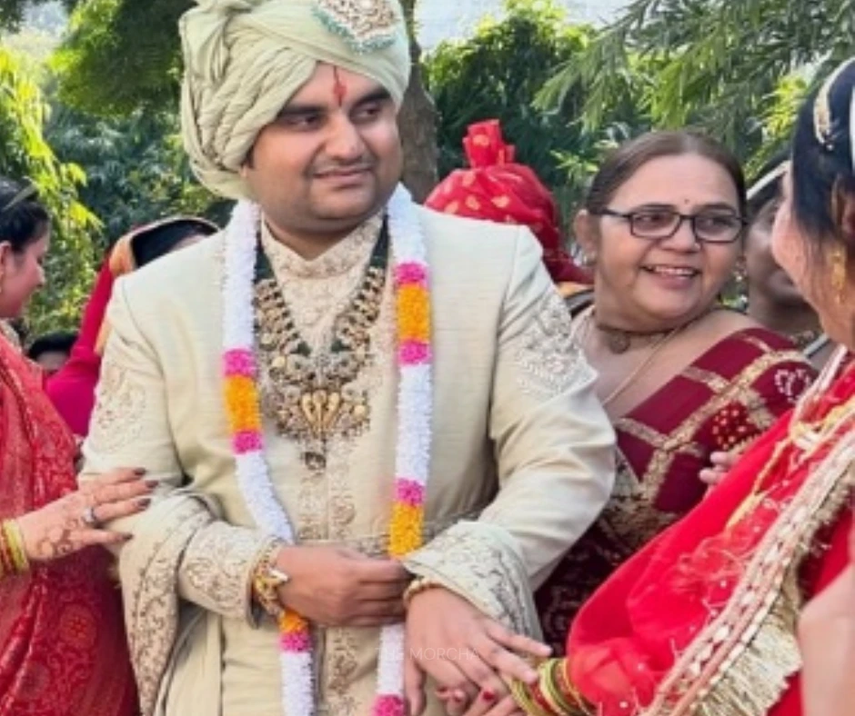 Indresh Upadhyay and Shipra Sharma: Devotion Meets Destiny (photo 4)
